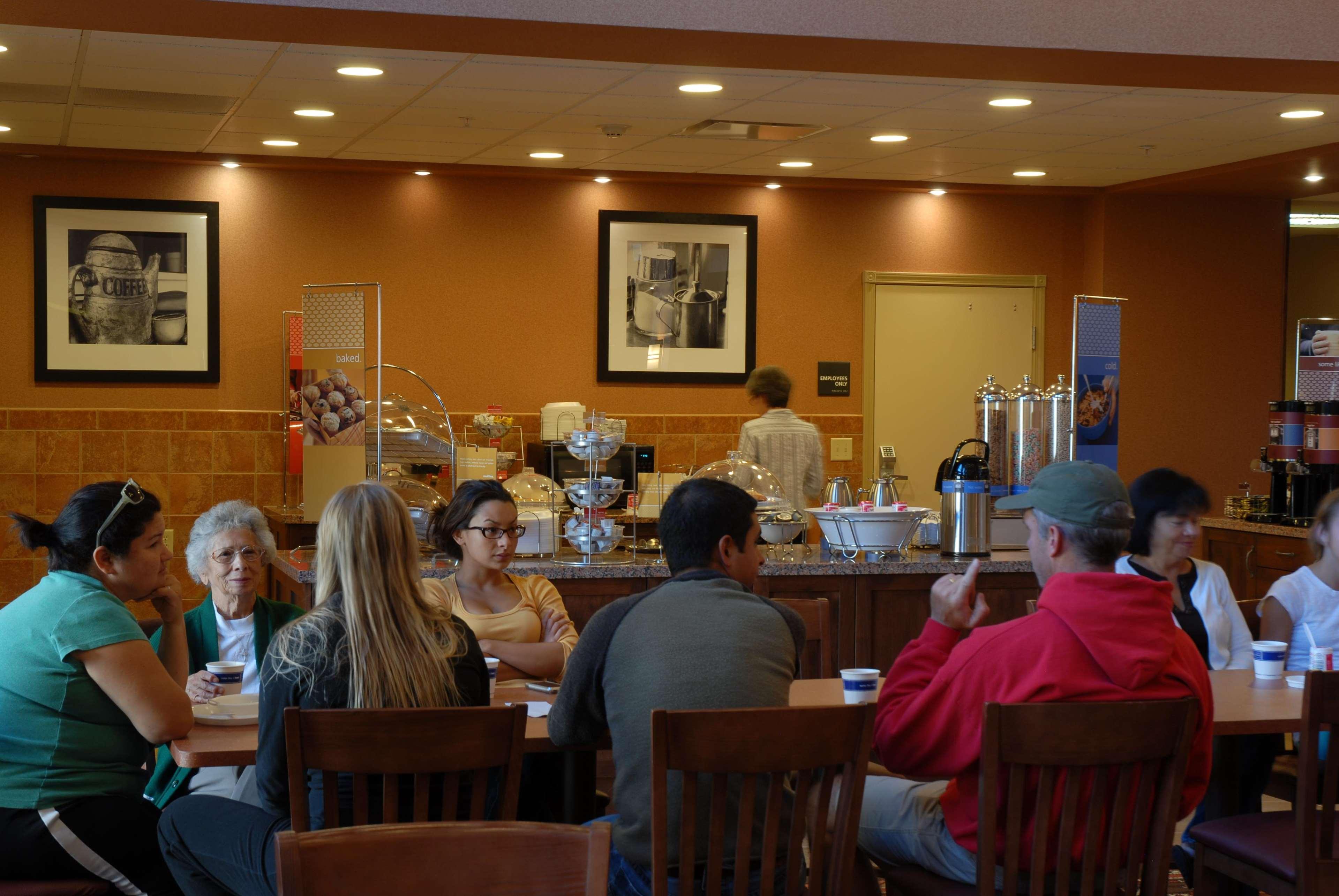 Hampton Inn & Suites Green River Restaurant foto
